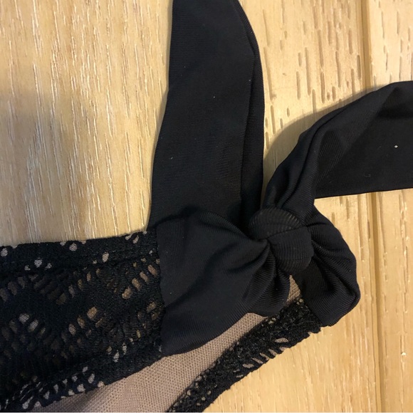 Skye Black Bikini - Picture 3 of 5